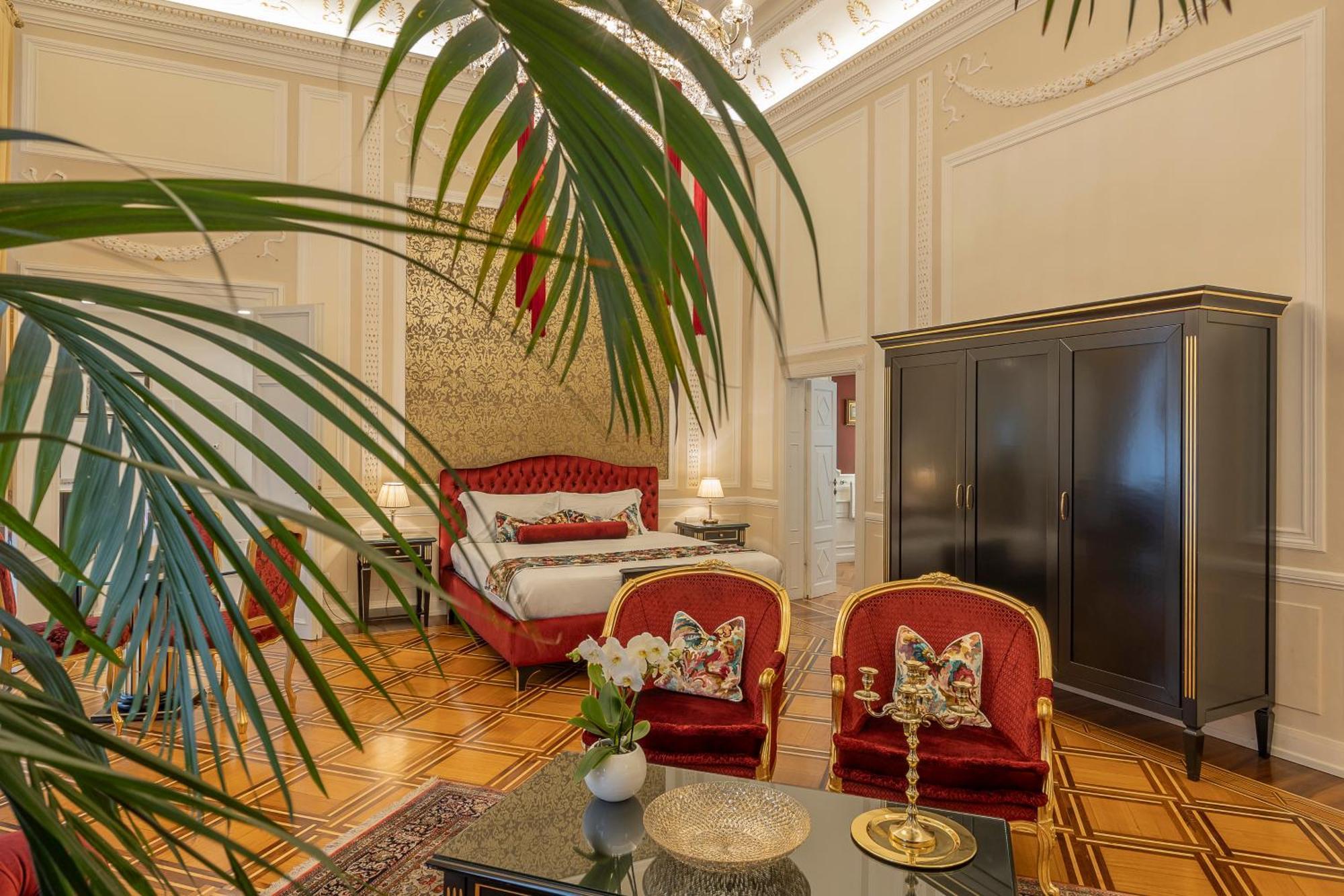 Palazzo Monga Boutique Guesthouse Верона Экстерьер фото